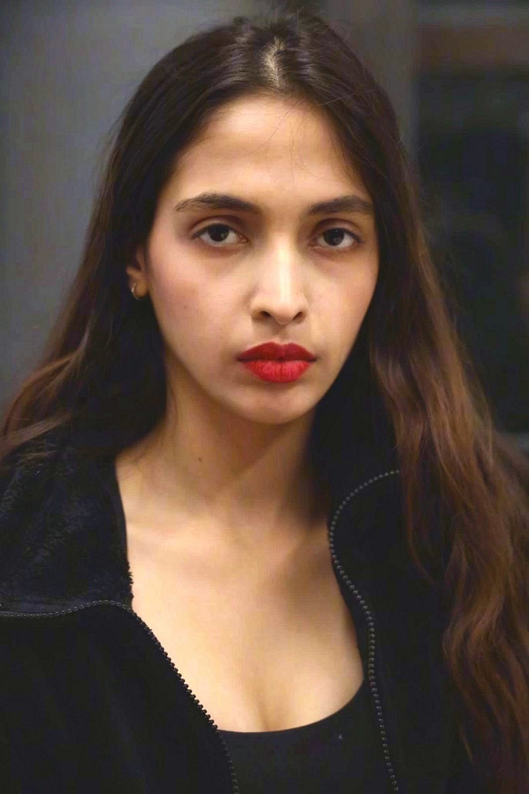 Beauty: frame 2