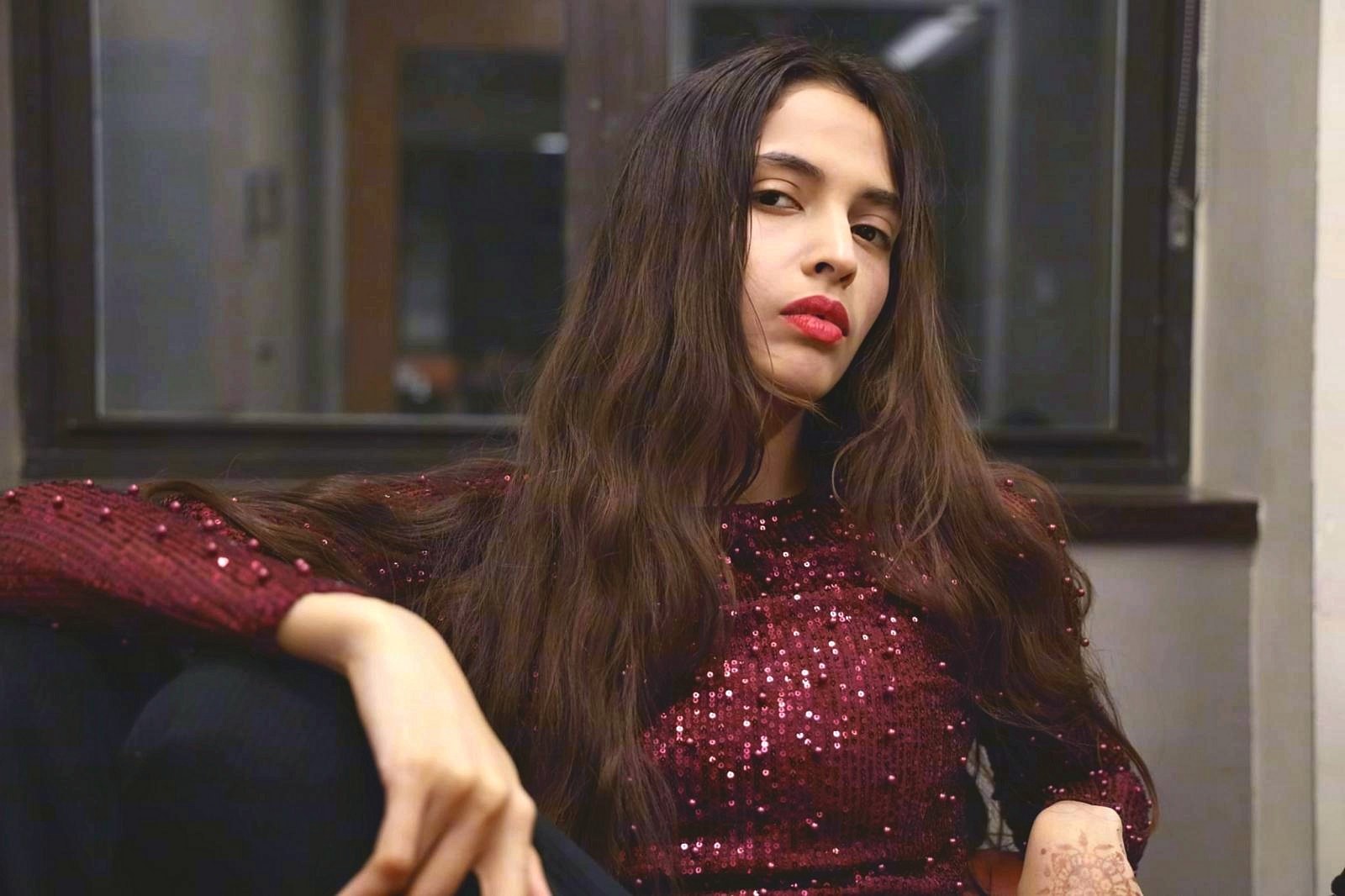 Beauty: frame 4